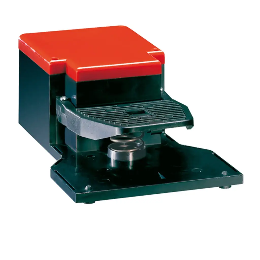 One Pedal Foot Limit Switch, Open Model with free actuation, Plastic body, snap action, 1 N.O.+1 N.C. Contacts